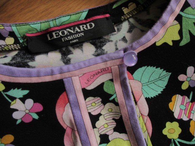 LEONARD 即決LEONARD FASHIONレオナール☆フラワー柄カットソー