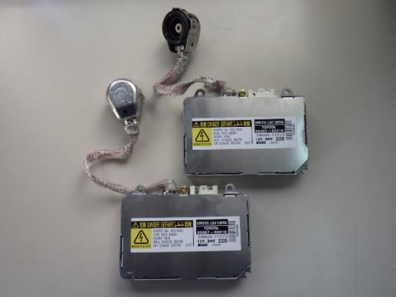 bB NCP31 H16年 純正 HID ユニット バラスト 左右セット 中古 即決