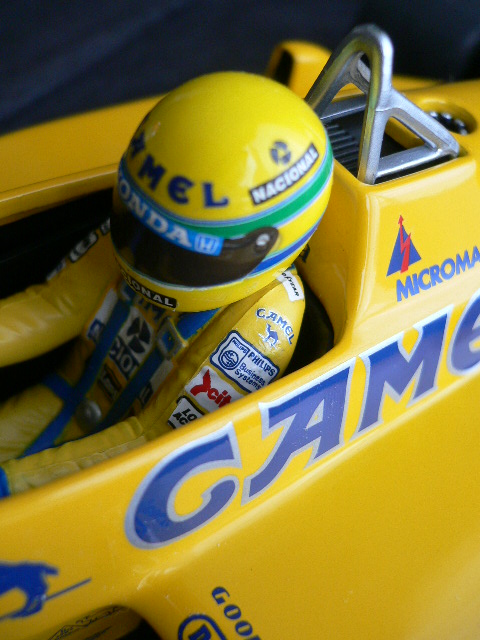 ♪☆ 1/18 CAMEL タバコ仕様 アイルトンセナ ミニチャンプス セナ