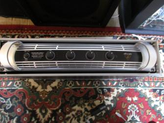 4チャンネルパワーアンプ BEHRINGER ( ベリンガー ) / NU4-6000 中古