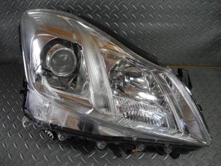 トヨタ クラウン GRS200純正HID 右 ヘッドライト HCHR-686。 ◇クラウン GRS200 純正ヘッドライト 右 HID◇ 【公式通販】