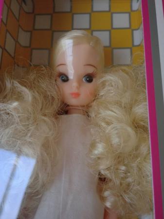 リカちゃんキャッスル製 「復刻版初代リカちゃん」 / カーリーヘア