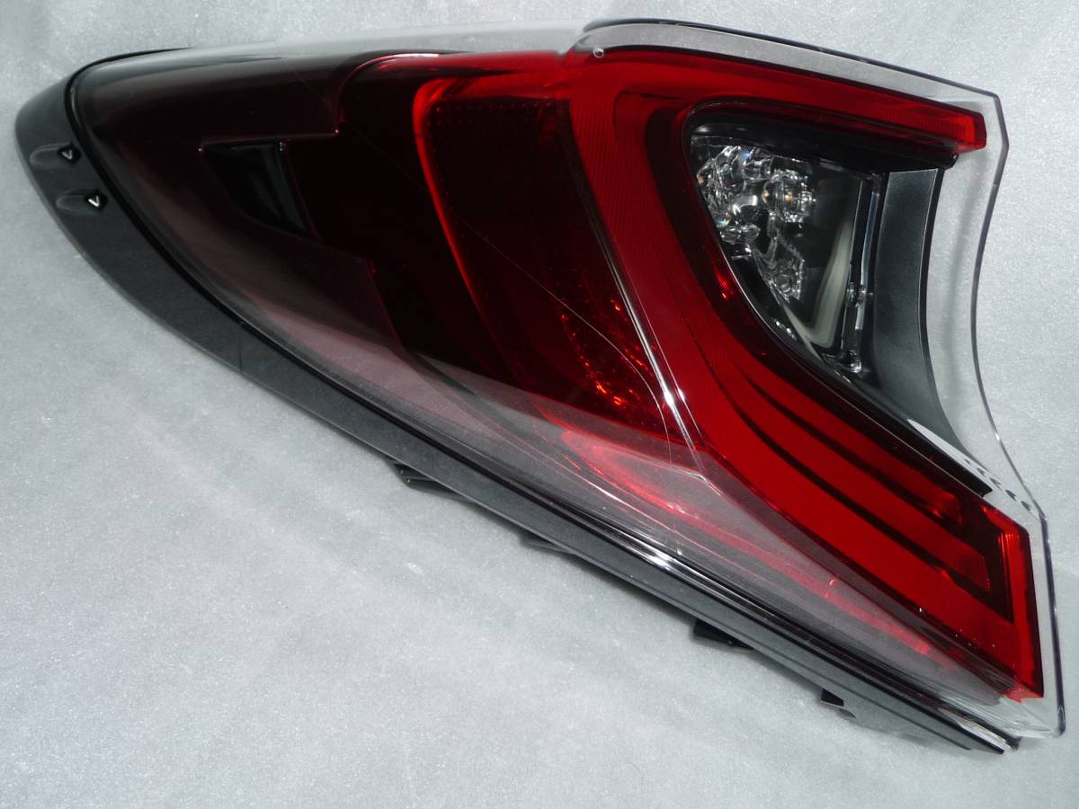 ☆C-HR 前期 純正テールランプ C-HR 前期 純正テールランプ☆ 2026年