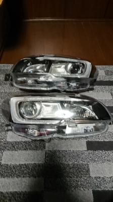 レヴォーグ ヘッドライトのYahoo!オークション(旧ヤフオク!)の相場