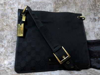 GUCCI グッチ メンズ GG キャンバス レザー ショルダー バッグ 黒 