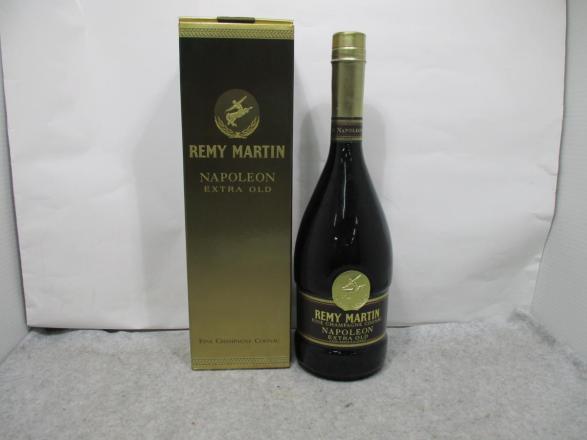 REMY MARTIN NAPOLEON EXTRA OLD レミーマルタン ナポレオン エクストラ オールド ブランデー 未開封 古酒 箱入 700㎖ E36186.MI
