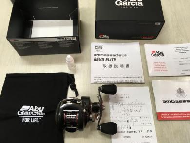 アブ ABU アブガルシア レボエリート7 未使用品 右ハンドル