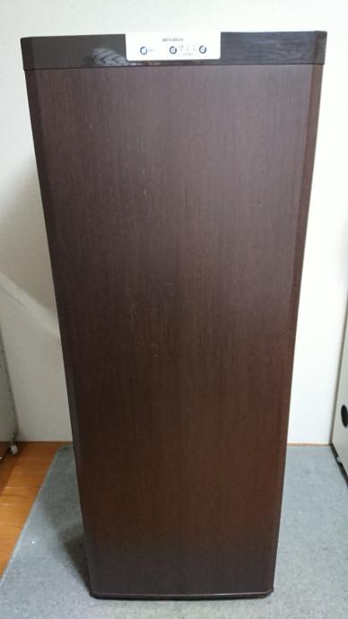 K▽三菱 冷凍庫 フリーザ ストッカー 144L ファン式 (27934) K▽三菱