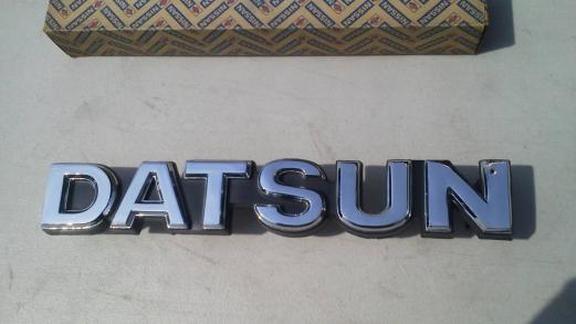 激安大特価，人気 ダットサン トラック 720 輸出用 グリルエンブレム メッキ DATSUN NISSAN KING CAB 4WD ダットラ DELUXE CAB(日産、インフィニティ)｜売買されたオークション情報、yahooの商品情報をアーカイブ公開 - オ 日産、インフィニティ