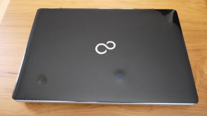 Fujitsu GRANNOTE ノートPC 本体 FUJITSU GRANNOTE FMV LIFEBOOK AH90/B1 FMVA90B1 15.6インチ Core i7