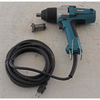 マキタ インパクトレンチ TW0200 中古品 100V インパクトレンチ マキタ 