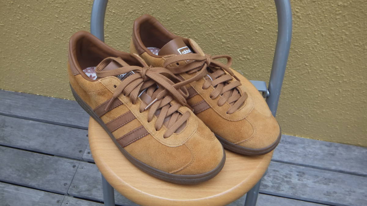 アディダス　adidas ハワイ　Hawaii　アイランドシリーズ　USED　美品