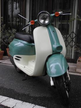 2332.お洒落可愛い♪　ジョルノ  リアタイヤ新品　格安出品 　千葉県柏市　即日配送、自走引き取りも可能 ジョルノ すぐ乗れます 新品多数 東京発 タイヤバリ山 千葉、埼玉に