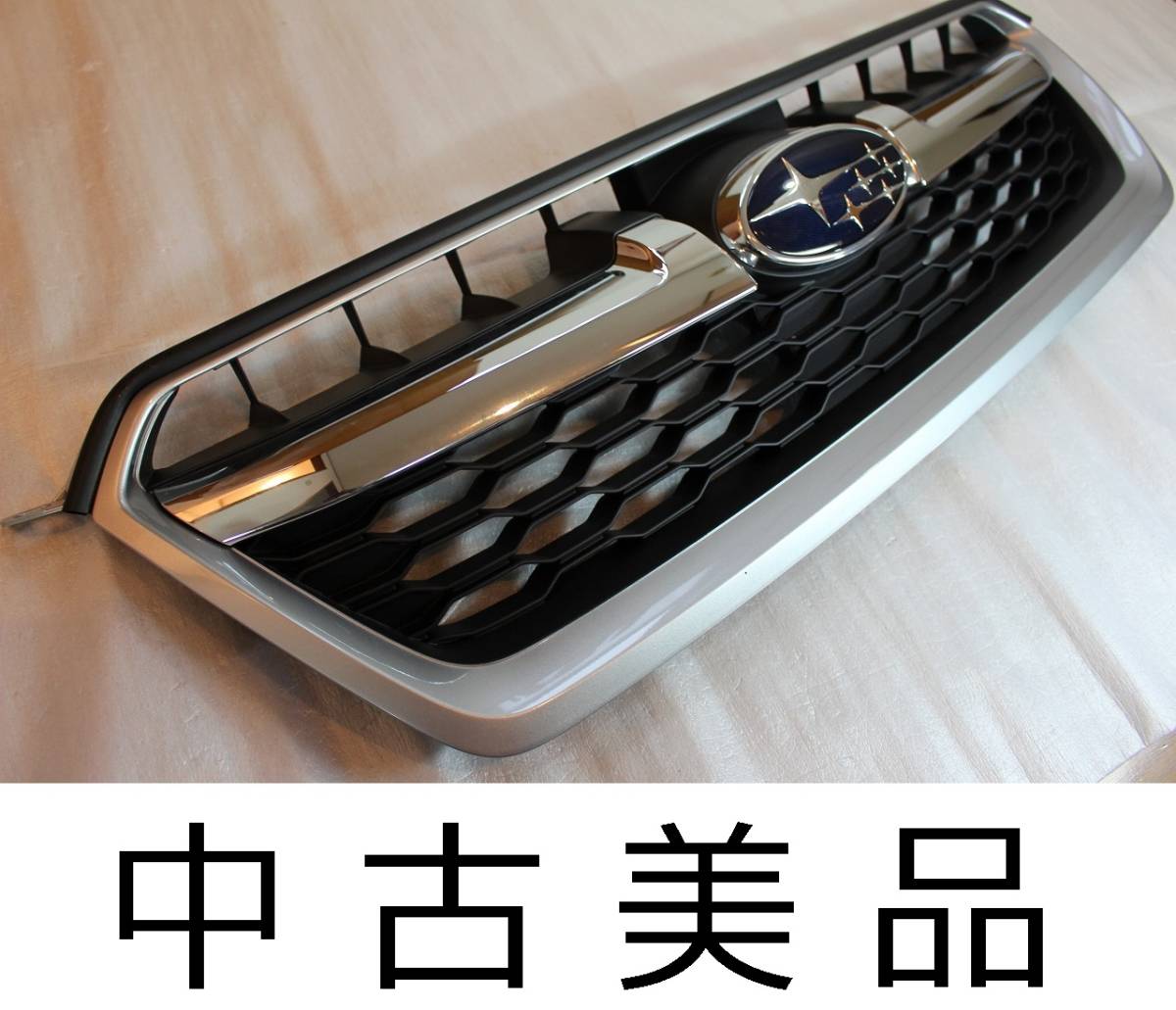 ☆中古美品☆ スバル インプレッサ スポーツ 前期 純正 フロントグリル