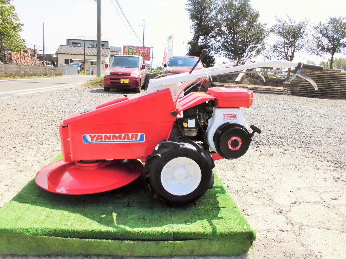 ◇売切り◇ヤンマー 牧草モア YRM820 草刈機 草刈り これからの