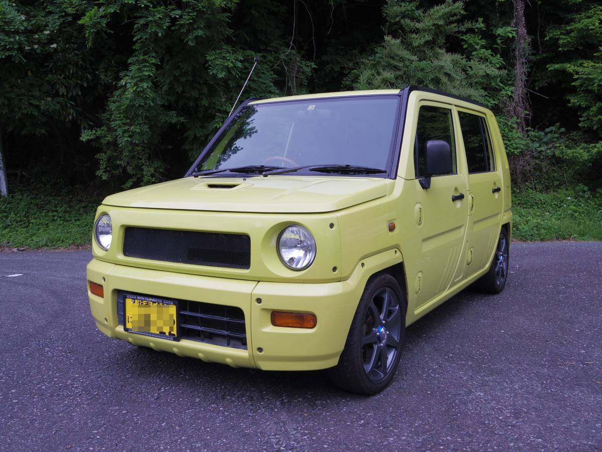 自動車業界人に隠れた人気の「ダイハツ ネイキッド」。20年早すぎ 