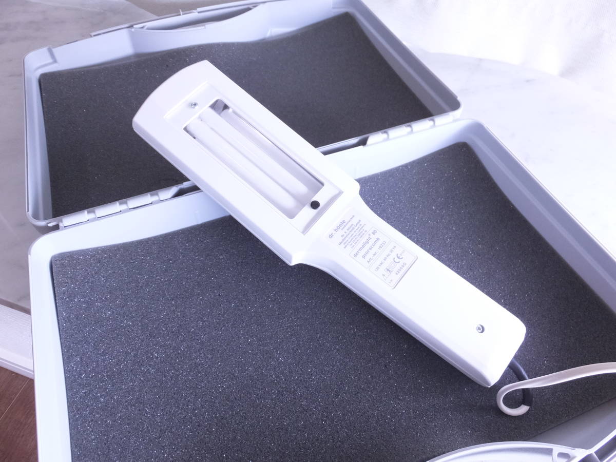 家庭用ナローバンドUVB照射装置 - 尋常性白斑がやっと消えた