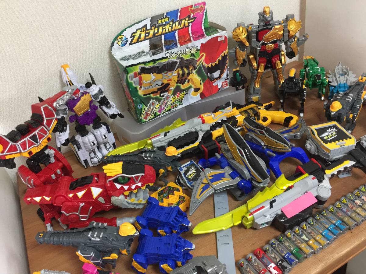 Mキ30】大量！獣電戦隊☆キョウリュウジャーおもちゃ色々まとめて約47 