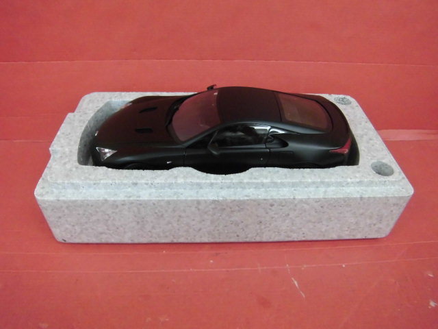 H5437-102♪1/18 オートアート レクサス LFA マットブラック