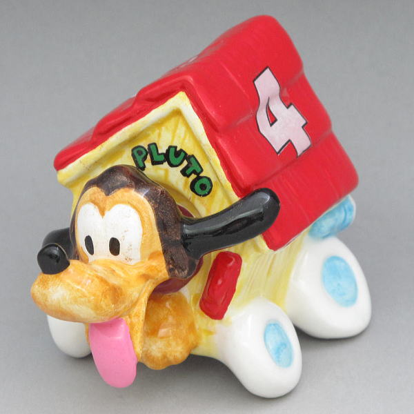 プルート フィギュア 犬小屋車 4 エネスコ 生産終了品 陶器製 箱あり プルート 売買されたオークション情報 Yahooの商品情報をアーカイブ公開 オークファン Aucfan Com