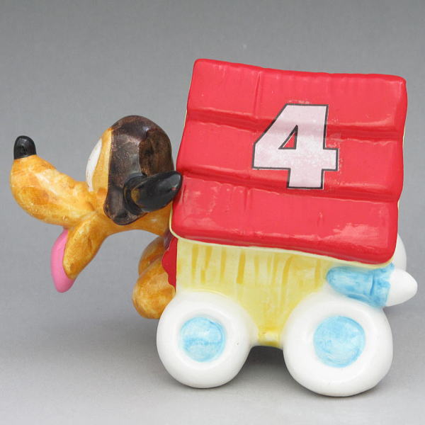 プルート フィギュア 犬小屋車 4 エネスコ 生産終了品 陶器製 箱あり プルート 売買されたオークション情報 Yahooの商品情報をアーカイブ公開 オークファン Aucfan Com