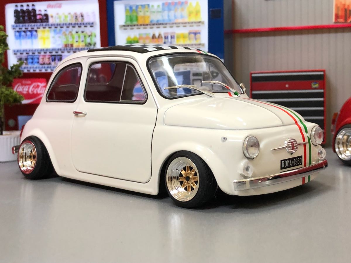 1/18FIAT フィアット 500L ☆新品カスタム改造 | Fiat 1⁄18 シャコタン 段リム SOLIDO