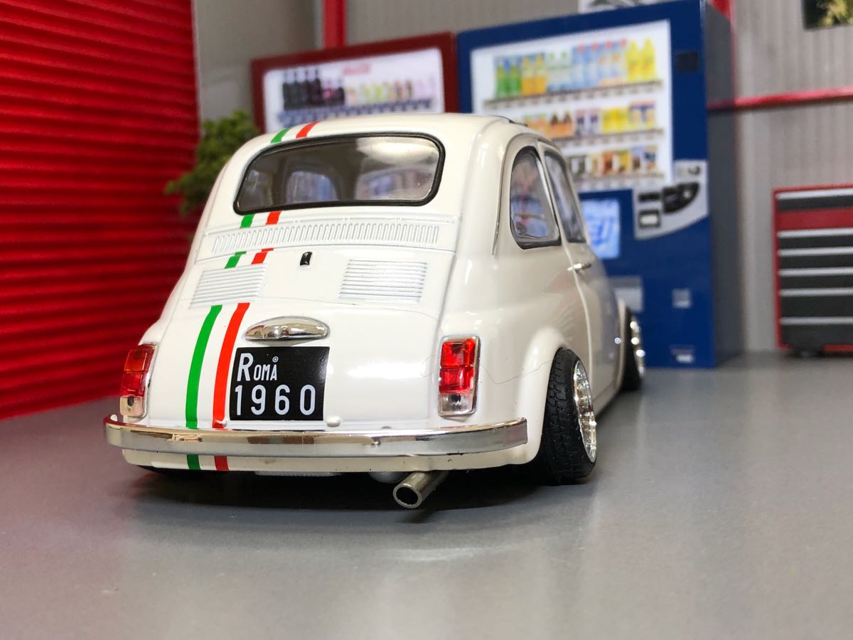 1/18FIAT フィアット 500L ☆新品カスタム改造 | Fiat 1⁄18 シャコタン 段リム SOLIDO