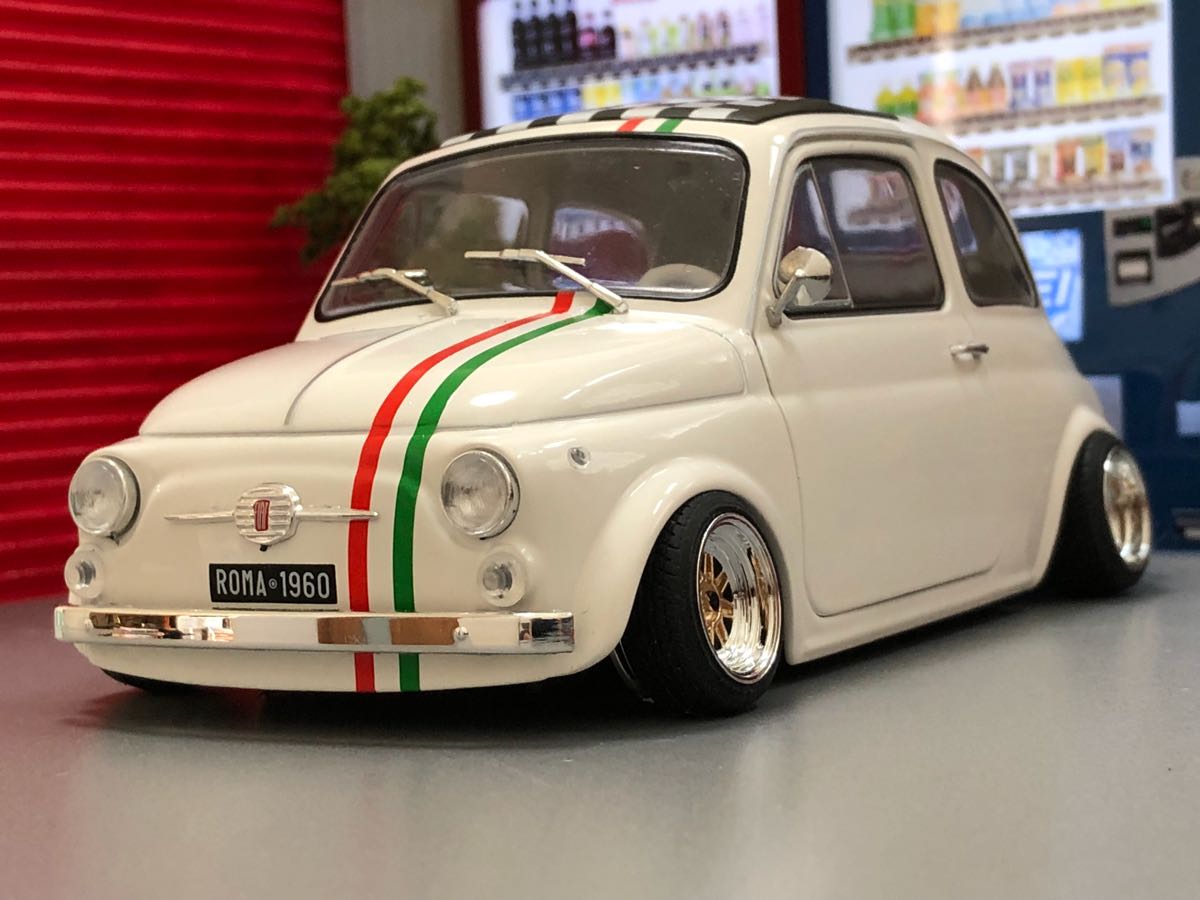1/18FIAT フィアット 500L ☆新品カスタム改造 | Fiat 1⁄18 シャコタン 段リム SOLIDO