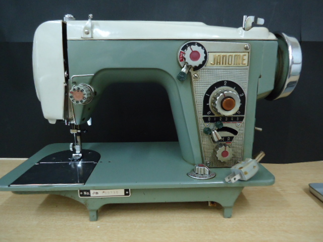 ジャノメミシン 560 ジャンク JANOME ジャノメ ミシン 560型