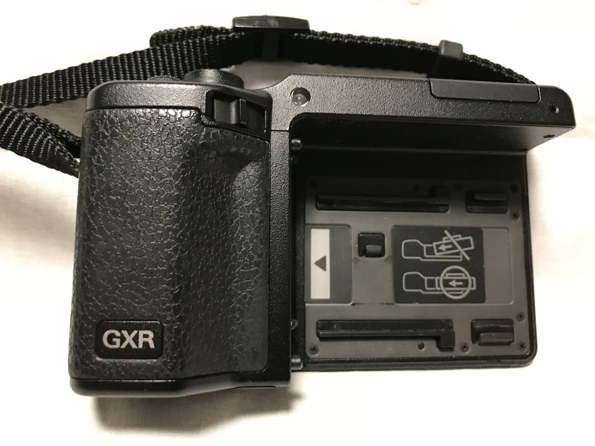 リコー RICOH GXR 本体 中古 撮影可 欠け等あり ストラップおまけ