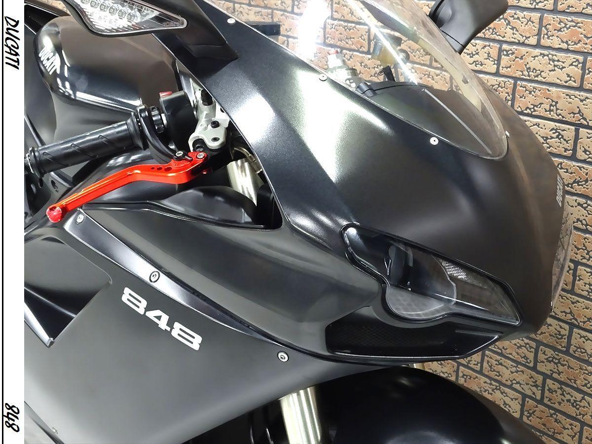 Yaa様　ブラック ☆ドカティ848☆車検付きで即納車可能!!☆シックな艶消し黒☆低走行