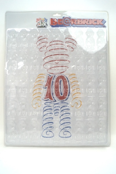 100%新品，定番人気 ベアブリック 100% ディスプレイブリスターボード 15周年限定版 45個収納(キューブリック、ベアブリック)｜売買されたオークション情報、yahooの商品情報をアーカイブ公開 - オークファン キューブリック、ベアブリック