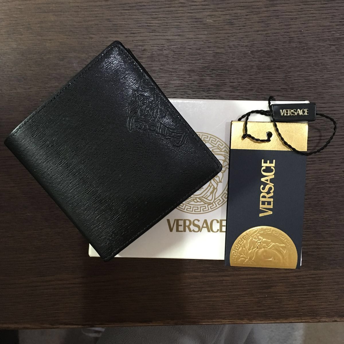 □未使用□美品□VERSACE ヴェルサーチ 二つ折り財布□ブラック 黒□本 