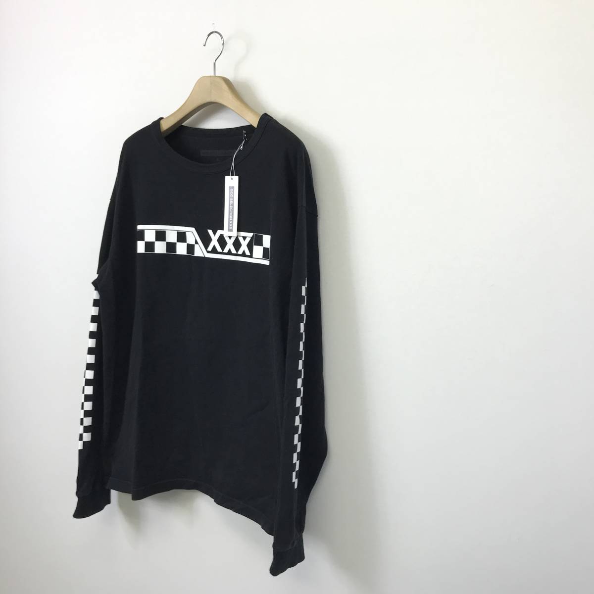 GOD SELECTION XXX ⁄ T-SHIRT - XXX(ゴッドセレクショントリプル