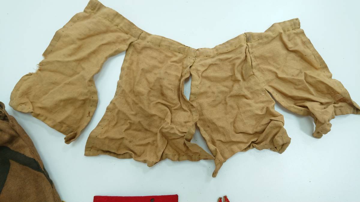 日本軍 勲章 | 軍装 徽章 軍隊？ ⁄ 記章 軍服 装肩章（ケース付き 