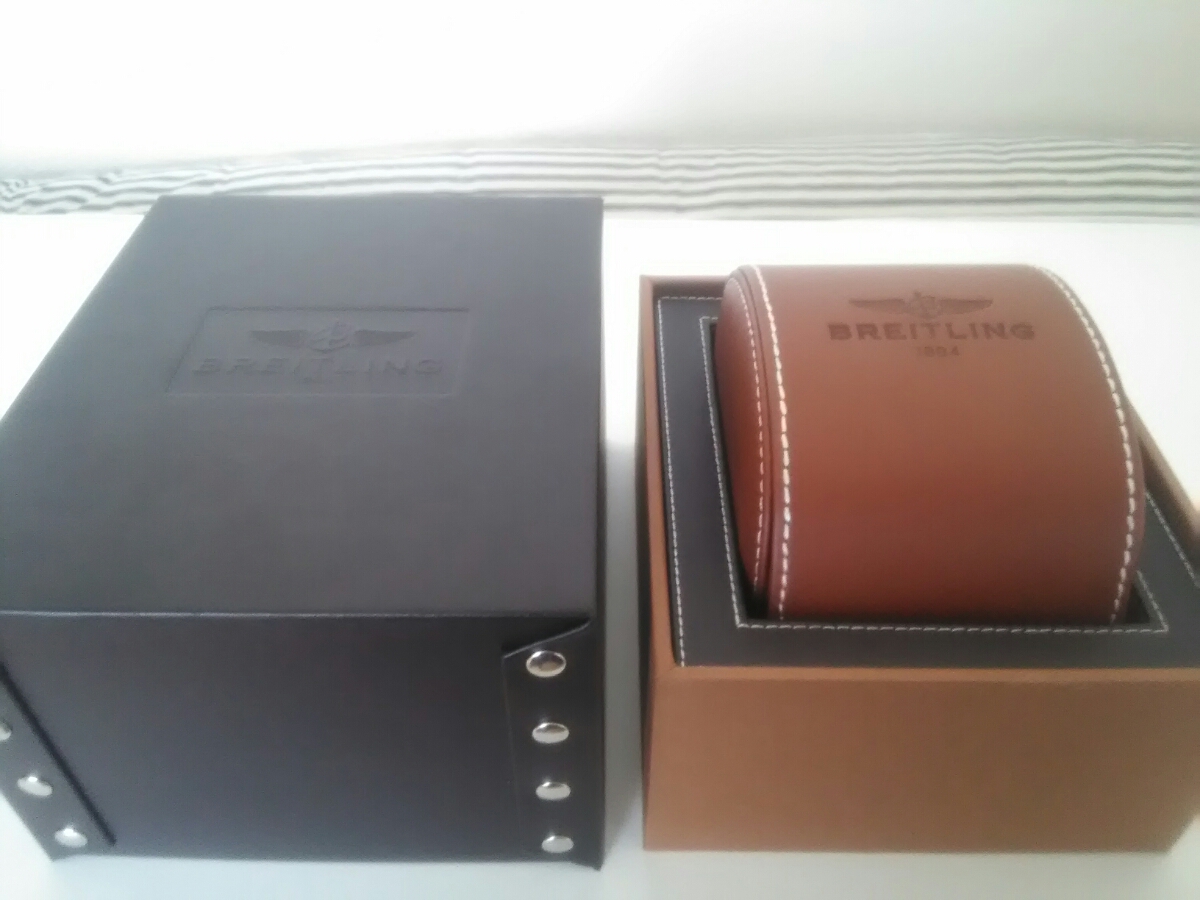 美品】高級時計 ブライトリングBREITLING 純正ケース 箱 レザー e 