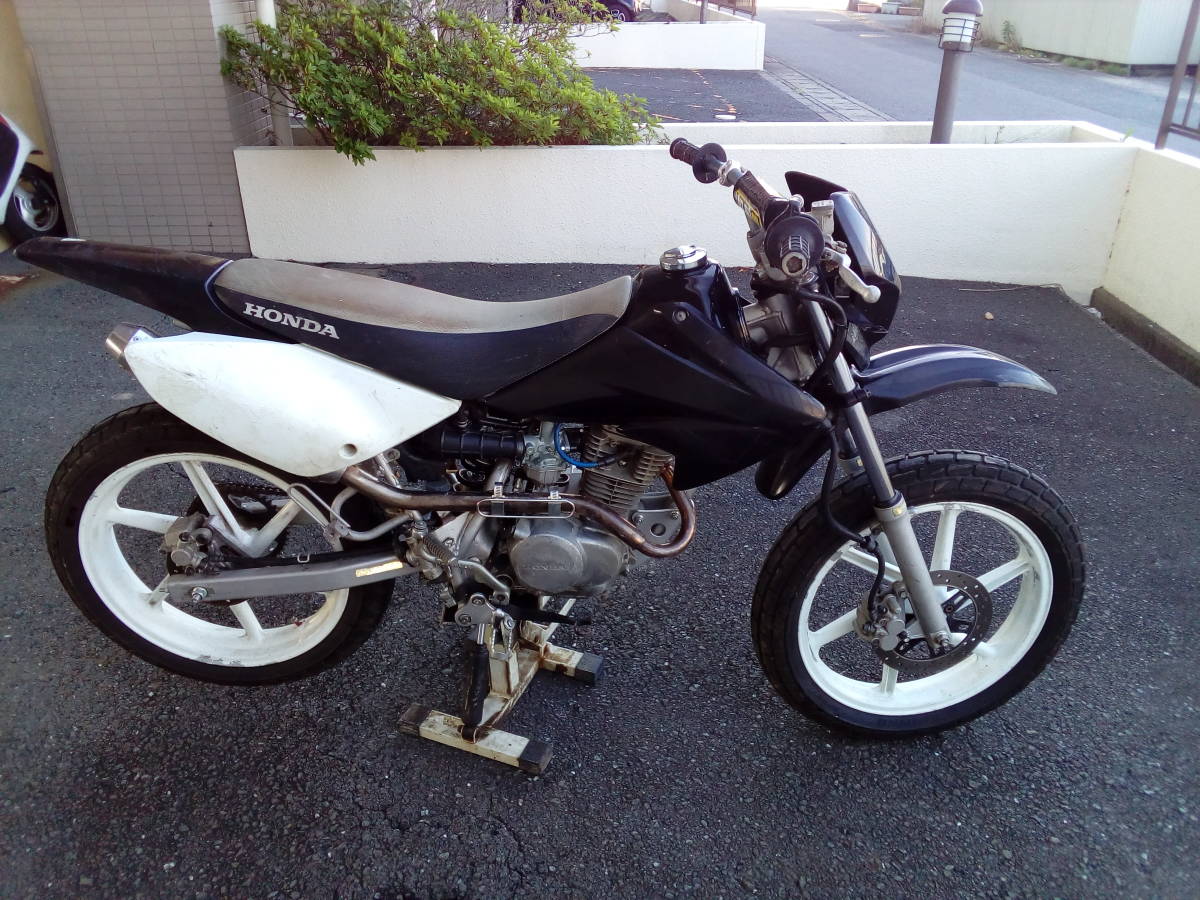 XR100モタードレーサー　書類あり XR100モタード レーサー 17インチ化 書類あり公道登録可能 PD22