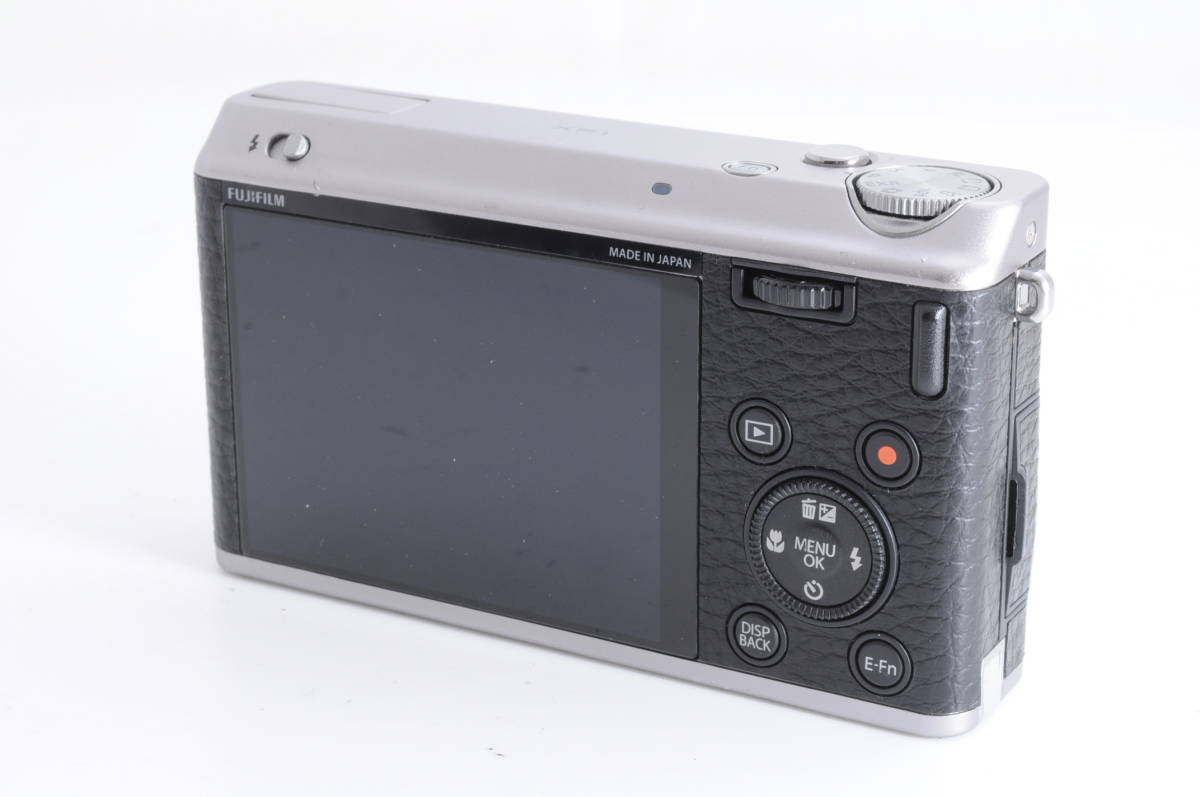 新品級◇FUJIFILM フジフィルム XQ1◇元箱付き、超キレイ♪ 富士