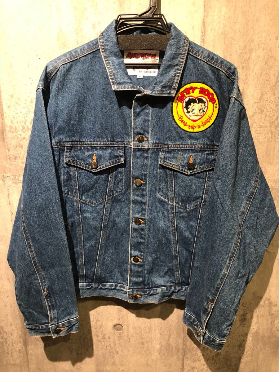 美品 希少お得セット 98年製 ベティーブープ ベティちゃん Betty Boop ベティ総柄Tシャツ&ビッグロゴ！デニムジャケット ビンテージ 90s80s ベティちゃん ベティ ブープ 限定パッケージ ブープ™ 今「60s」のレトロさが逆に新しい！ベティーちゃんこと『ベティー