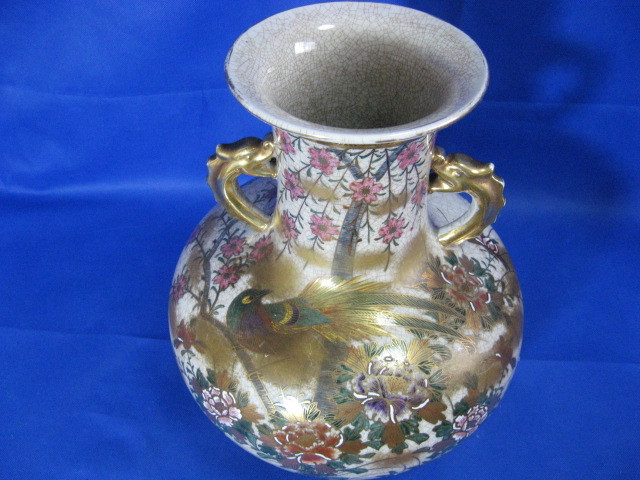 時代物、薩摩焼きの大花瓶、高36cm □ 中国古美術 壺・花瓶 時代物、薩摩焼きの大花瓶、高36cm □ 中国古美術 壺・花瓶
