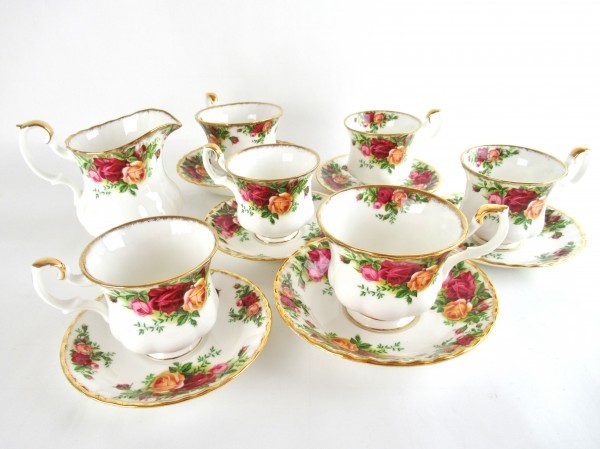 正規品 Royal Albert ロイヤルアルバート 薔薇 Old County Rose