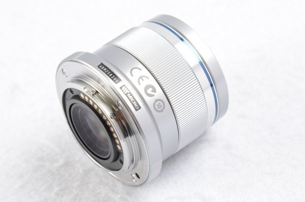 ☆ 極上美品 ☆ OLYMPUS オリンパス M.ZUIKO DIGITAL 45mm F1.8 元箱付 ☆