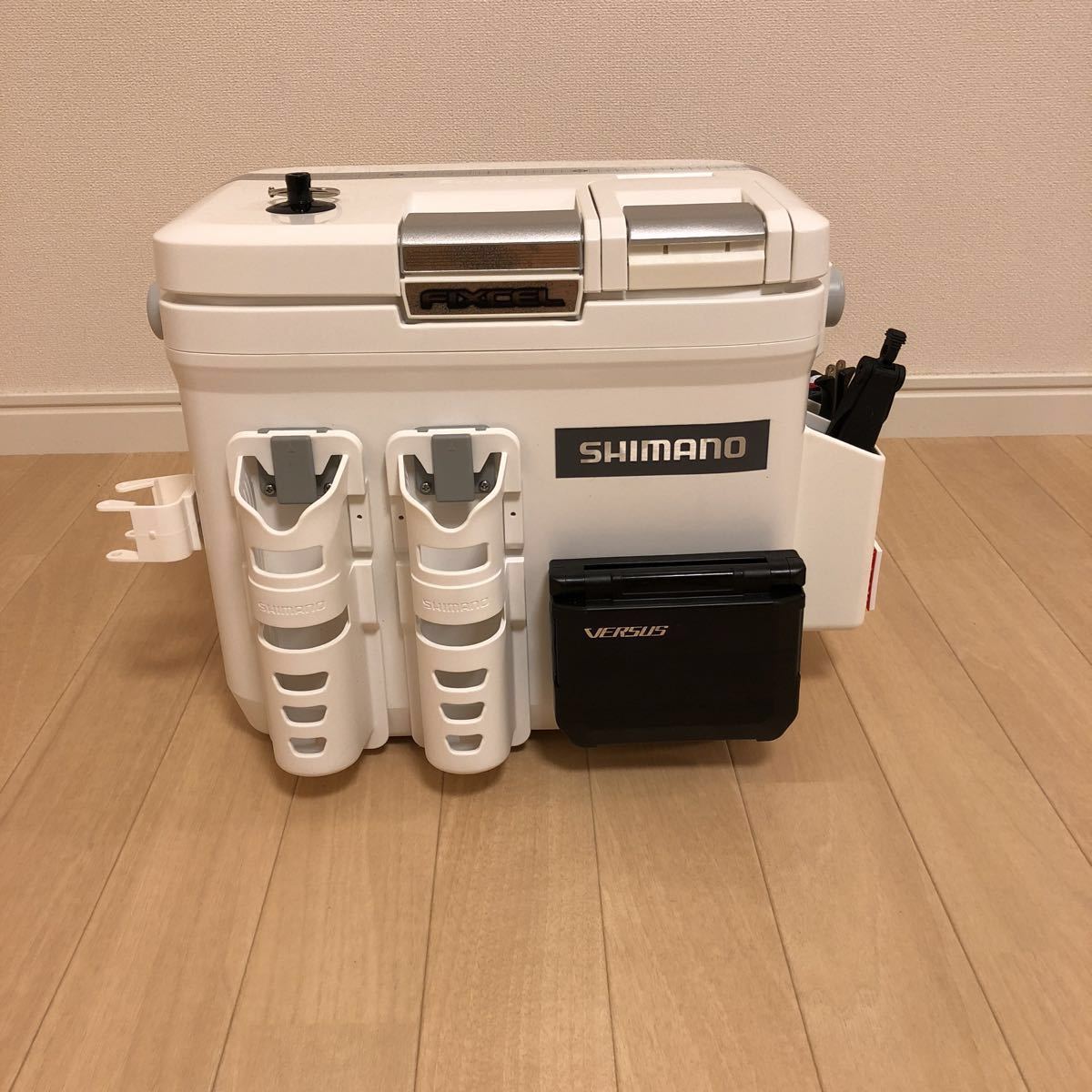 シマノ クーラー ボックス カスタム
