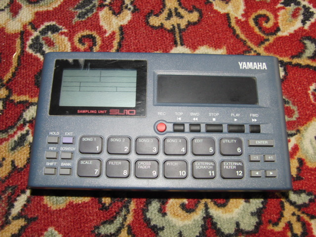 SU10