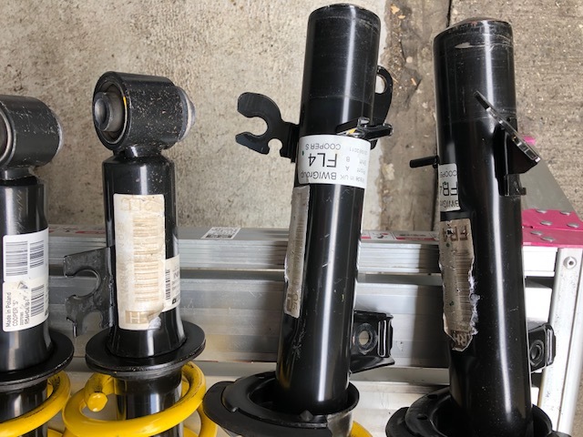 BMW MINI R56 MF16S クーパーS KWダウンサス　純正ショック