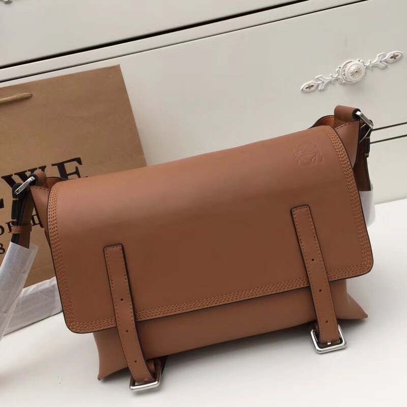 loewe Hammock Bag ロエベ ショルダーバッグ 肩バッグ LOEWE ロエベ ハンモック (LOEWE (ソフトグレインカーフ) スモールの通販