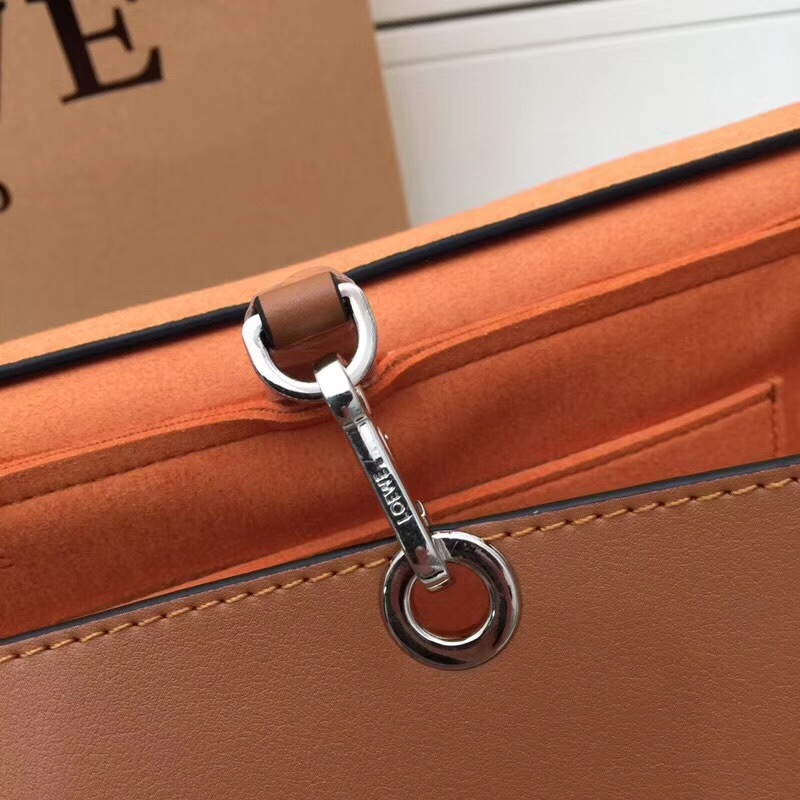 loewe Hammock Bag ロエベ ショルダーバッグ 肩バッグ LOEWE ロエベ ハンモック (LOEWE (ソフトグレインカーフ) スモールの通販