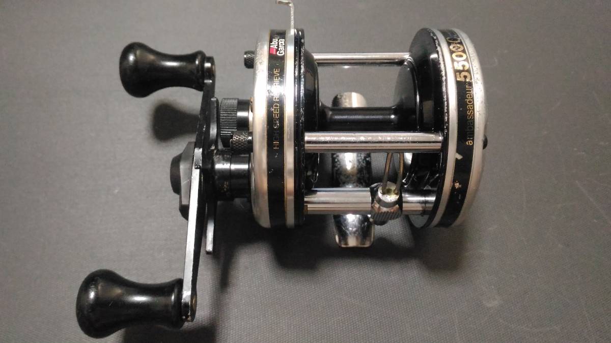 ABU アブ アンバサダー5500c シルバー パーミングカップ アブ ガルシア