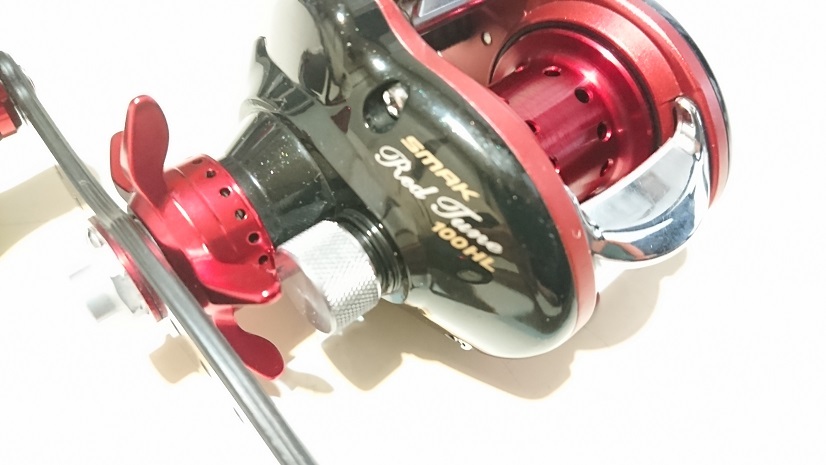 フィッシング Daiwa SMAK 100H ベイトリール 本体