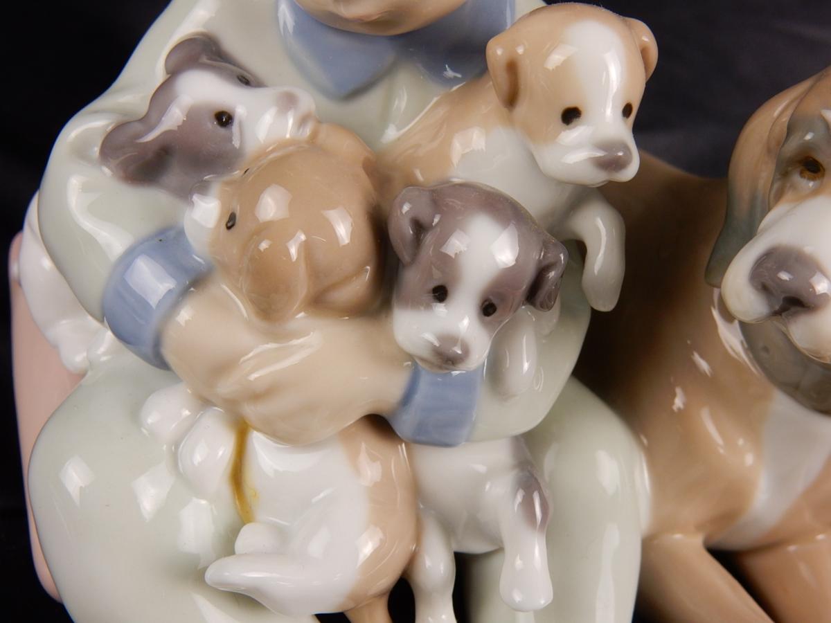 絶版◇リヤドロ(LLADRO) ♯5456 「みんなお友達」 犬 男の子 絶版◇リヤドロ(LLADRO) ♯5456 「みんなお友達」 犬 男の子